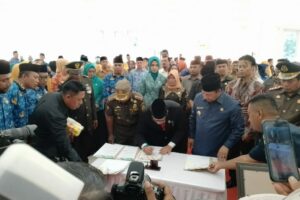 bupati resmikan gedung